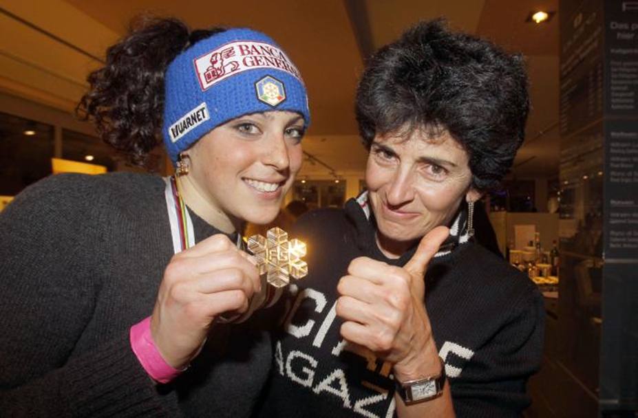 Federica Brignone con Ninna Quario: la mamma specialista di slalom conquist 4 vittorie in coppa del Mondo IPP